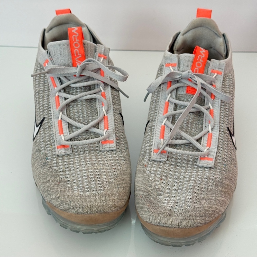 Nike Air VaporMax 2021 Mens Grey Fog Sneaker Shoes Size 11.5 - Picture 2 of 11